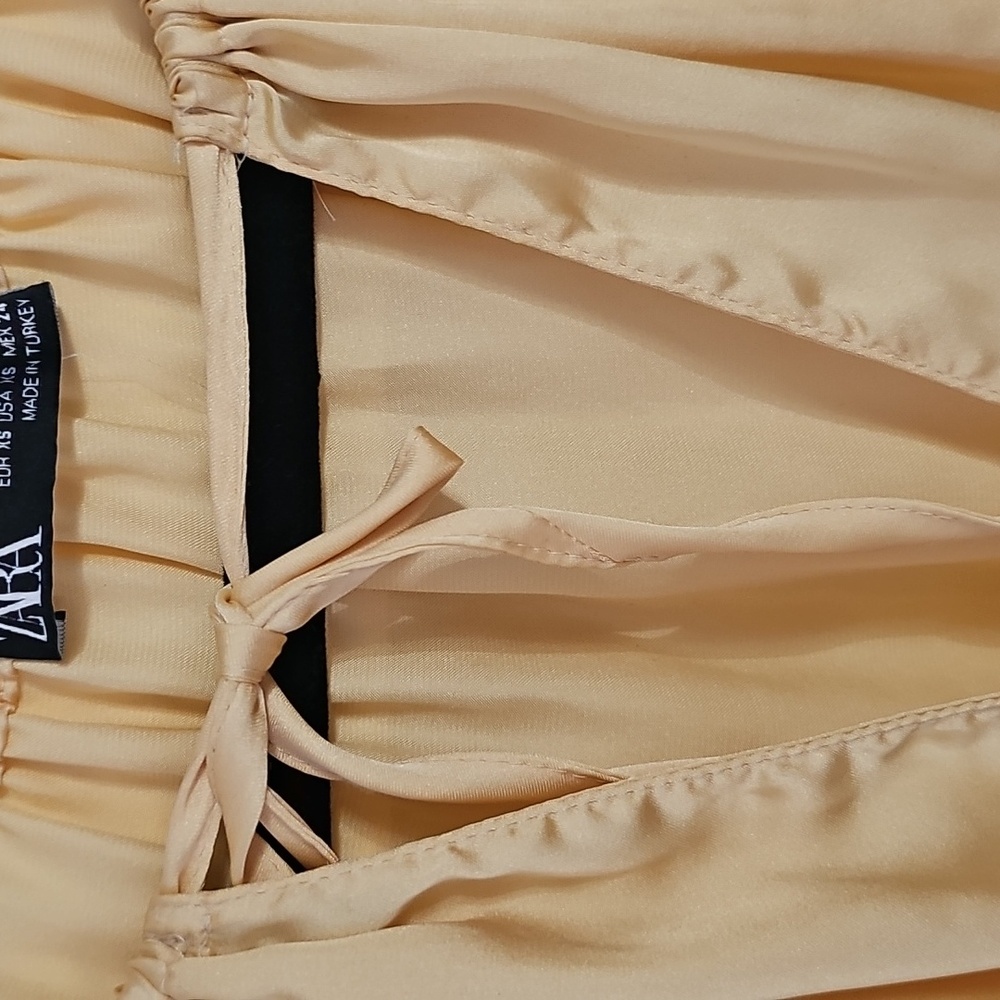 ZARA - Picture 2 of 3